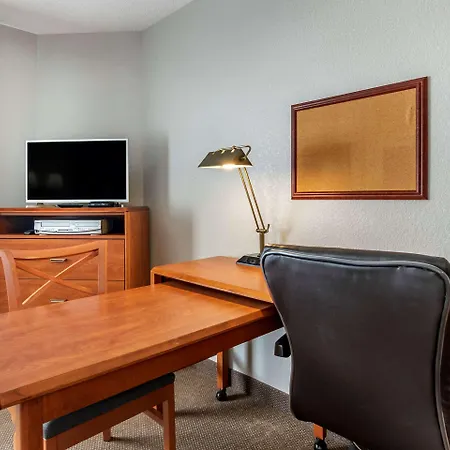 Mainstay Suites Emporia Esterno foto