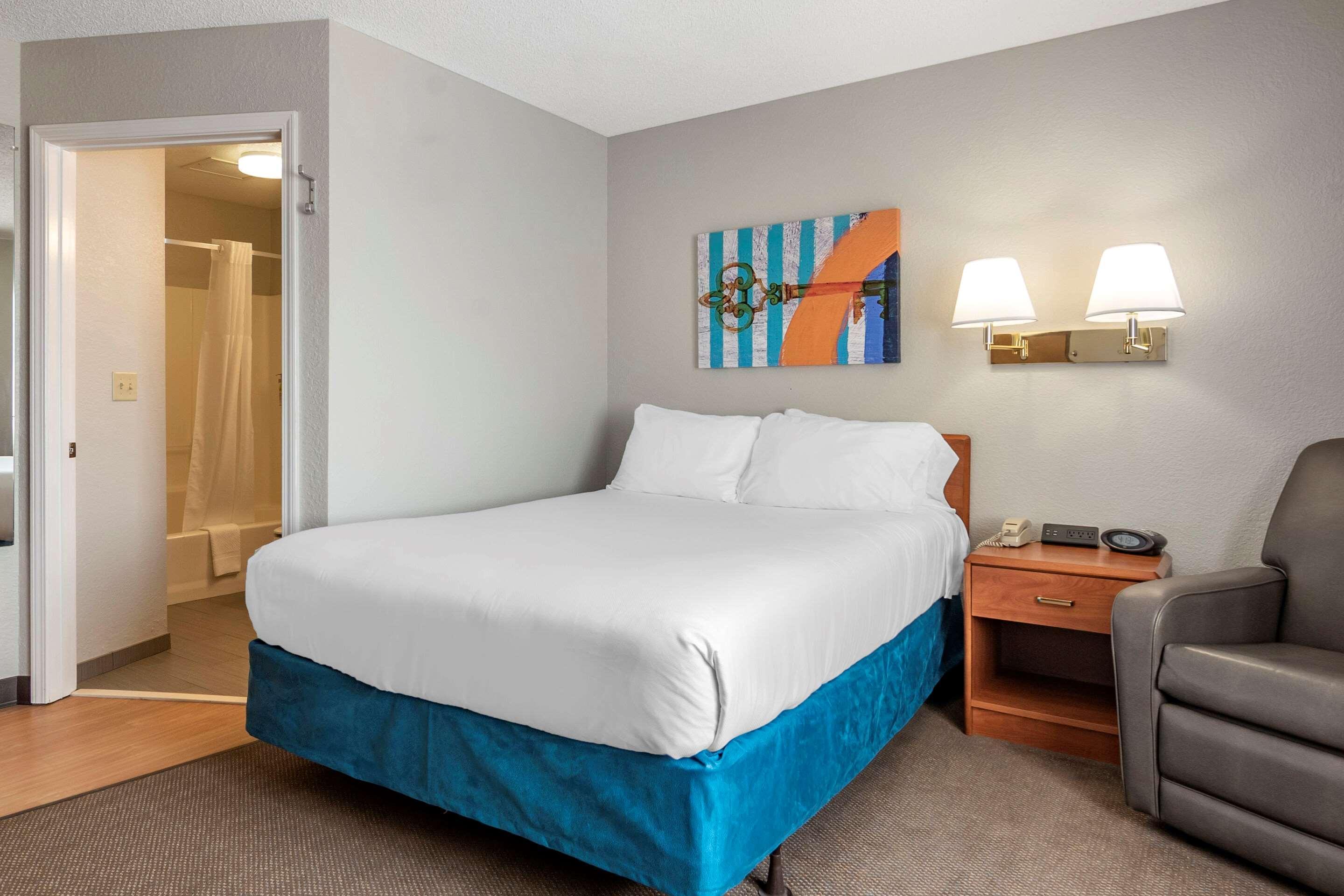 Mainstay Hotel